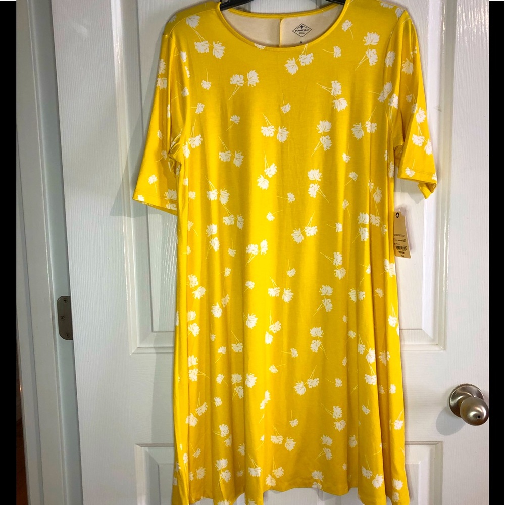 ❣️NWT womens St. John’s bay yellow dress medium M new floral casual